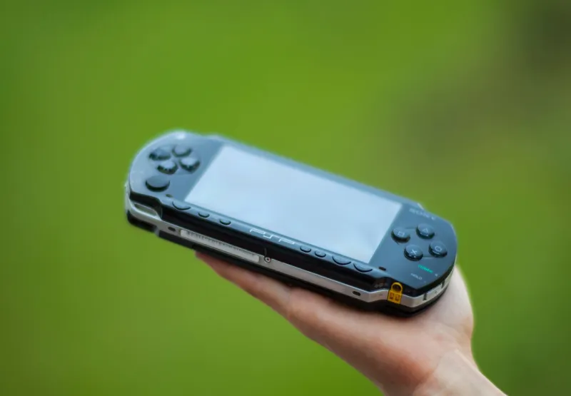 Pocket Power: How Handheld Gaming Is Pulling Players Away From Their PCs